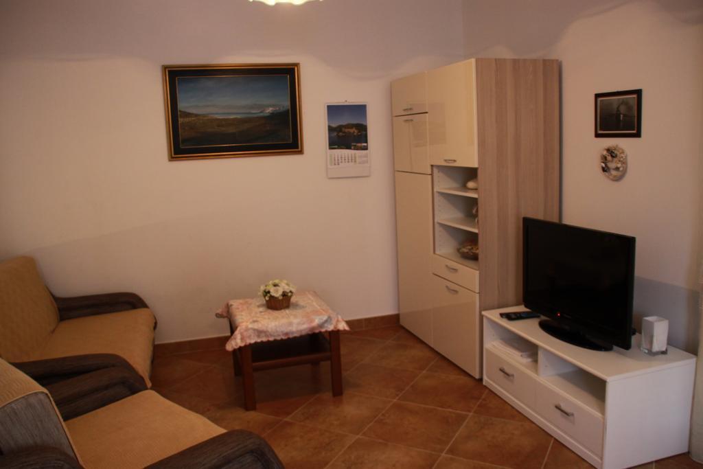 Mediterranean Oasis Apartments Baška Rum bild