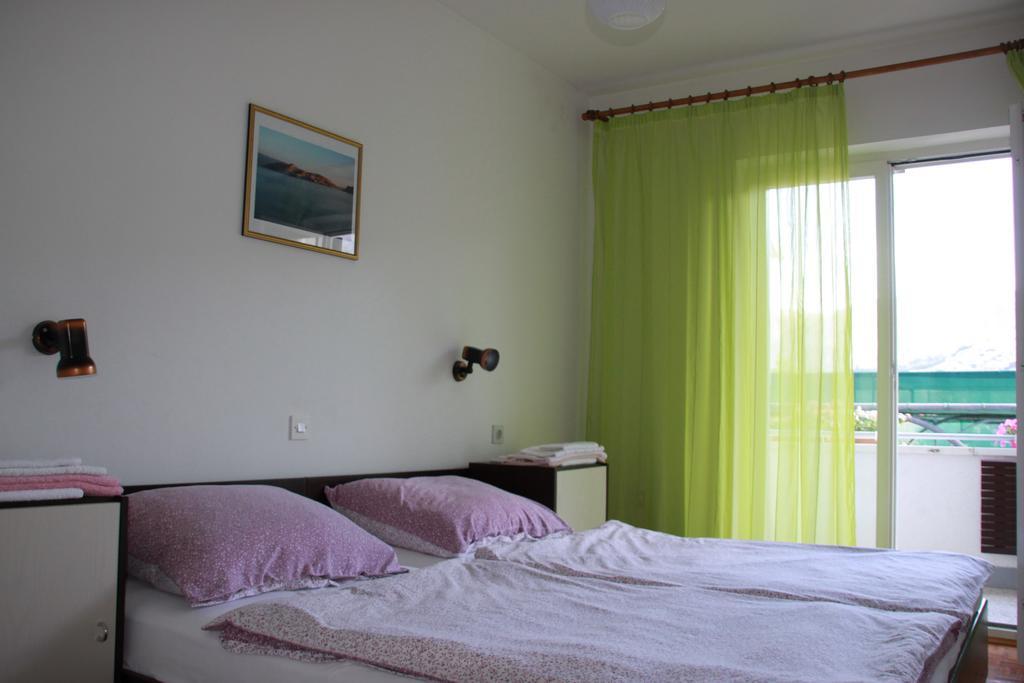 Mediterranean Oasis Apartments Baška Exteriör bild